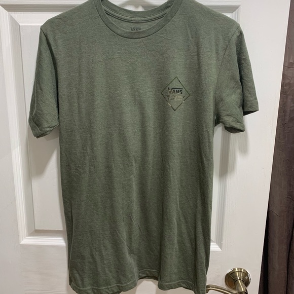 Van Heusen Other - Men’s small Vans shirt